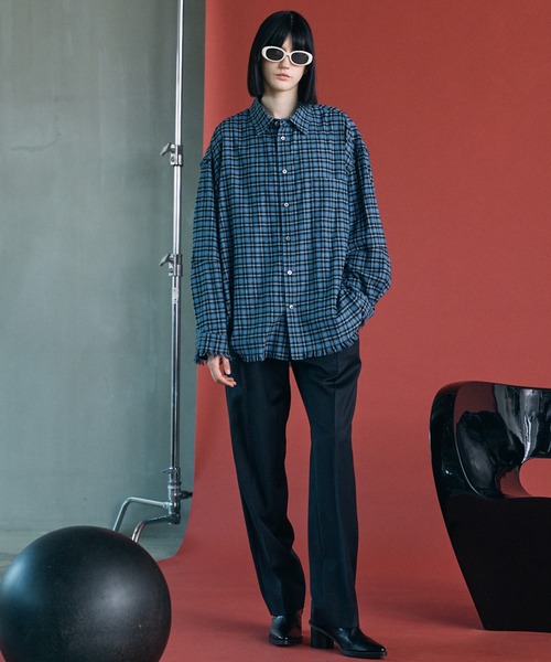 MAISON SPECIAL(メゾンスペシャル)の「《UNISEX》【Ermenegildo Zegna Fabric】Tight Straight Trousers/【エルメネジルド・ゼニア ファブリック】タイトストレートスラックス【MAISON SPECIAL/メゾンスペシャル】■セットアップ対応■(スラックス・メンズ・ブラック・2/1/0)」の2枚目の写真