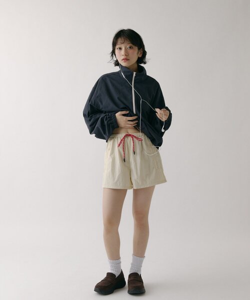COLONY 2139(コロニートゥーワンスリーナイン)の「【MOTION】軽量ポリショートパンツ(その他パンツ・レディース・アイボリー/ブラウン/ネイビー・FREE)」の18枚目の写真