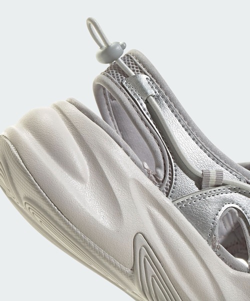 adidas(アディダス)の「Ozwave Sandals / アディダス adidas(サンダル・レディース・グレー・22.5cm/23.5cm/24.5cm/25.5cm/26.5cm/27.5cm/28.5cm)」の4枚目の写真