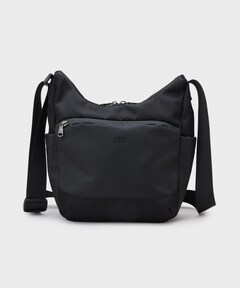 軽量180g×強撥水ボックスショルダーバッグ/インフルエンサーコラボ