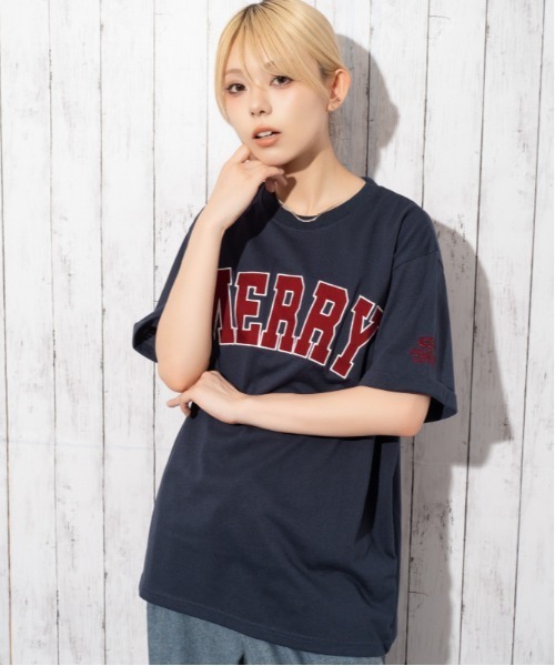 GORGE(ゴージ)の「《ツイルアップリケ・ロールアップスリーブ》カレッジロゴTシャツ/カジュアル×ストリート/春夏秋/全3色(Tシャツ/カットソー・レディース・ネイビー/サックスブルー/杢グレー・F)」の14枚目の写真