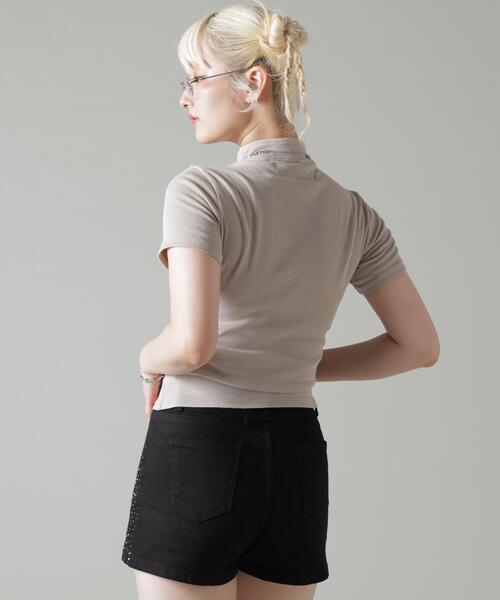 L.H.P(エルエイチピー)の「MAVYTH/メヴィス/HALF ZIP BELT TOPS(Tシャツ/カットソー・レディース・ベージュ/ブラック・F)」の9枚目の写真