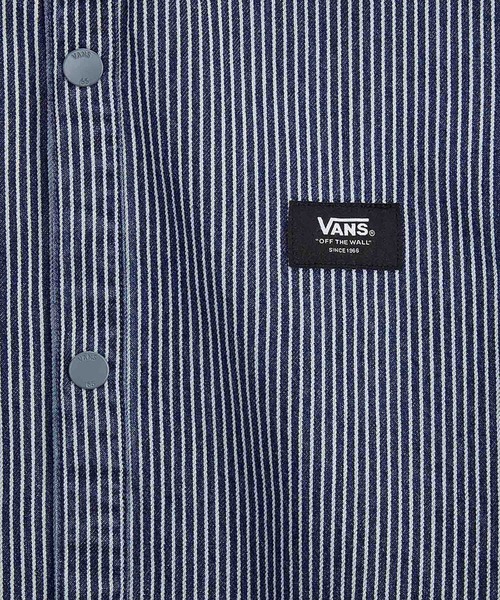 VANS（バンズ）の「ウィメンズ ストライプ ボタンダウンシャツ / STRIPES LS SHIRT Sm Sw Stripes VN000QM5FAM1（シャツ/ブラウス・レディース・ストライプ・X-LARGE/SMALL/MEDIUM/LARGE）」の4枚目の写真