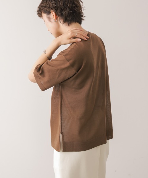 Bou Jeloud(ブージュルード)の「刺しゅうロゴシアーニットTプルオーバー(Tシャツ/カットソー・レディース・レッド/ブラウン・FREE)」の9枚目の写真