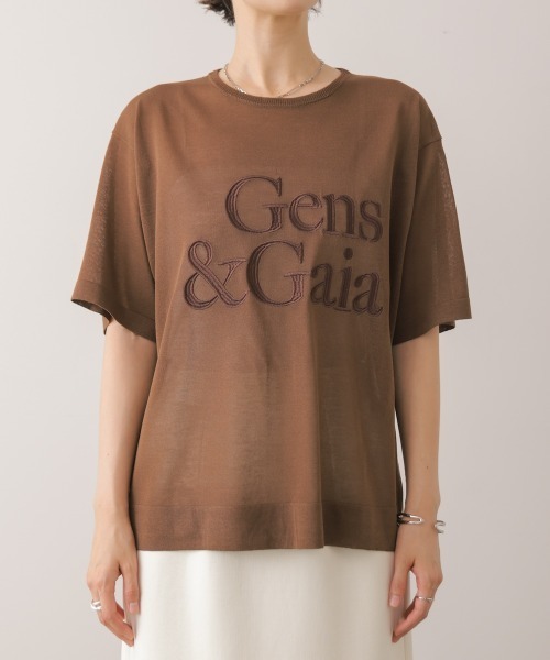 Bou Jeloud(ブージュルード)の「刺しゅうロゴシアーニットTプルオーバー(Tシャツ/カットソー・レディース・レッド/ブラウン・FREE)」の10枚目の写真