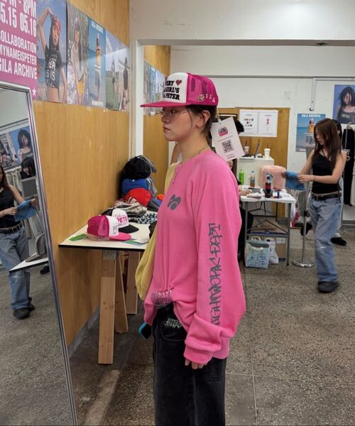 NIGHTWORKDEPT(ナイトワークデプト)の「Waffle Loose Fit Long Sleeve T-shirt_Pink(Tシャツ/カットソー・レディース・その他・ONE)」の4枚目の写真