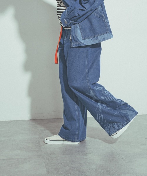 niko and...(ニコアンド)の「モチーフデニムパンツ by MAO KAWASAKI(デニムパンツ・レディース・ライトブルー/ブルー・MEDIUM/LARGE)」の17枚目の写真