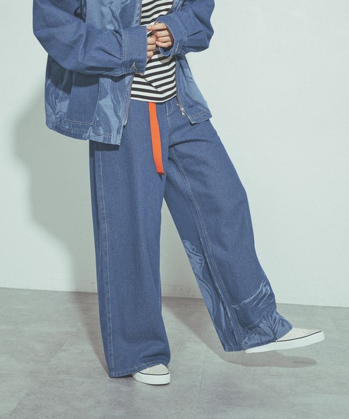 niko and...(ニコアンド)の「モチーフデニムパンツ by MAO KAWASAKI(デニムパンツ・レディース・ライトブルー/ブルー・MEDIUM/LARGE)」の19枚目の写真
