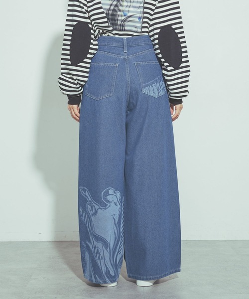 niko and...(ニコアンド)の「モチーフデニムパンツ by MAO KAWASAKI(デニムパンツ・レディース・ライトブルー/ブルー・MEDIUM/LARGE)」の13枚目の写真