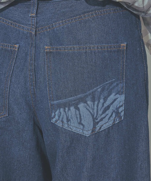 niko and...(ニコアンド)の「モチーフデニムパンツ by MAO KAWASAKI(デニムパンツ・レディース・ライトブルー/ブルー・MEDIUM/LARGE)」の3枚目の写真