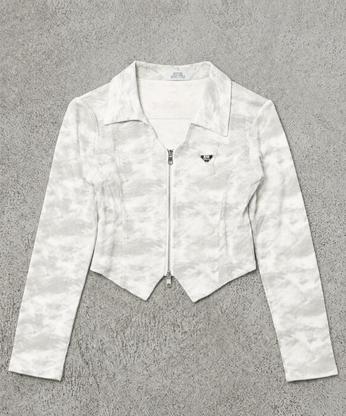 SPINNS(スピンズ)の「長袖ジップカットソー/ムラ染め風/ストリート女子(Tシャツ/カットソー・レディース・ベージュ/ホワイト/ブラック・ONESIZE)」の4枚目の写真