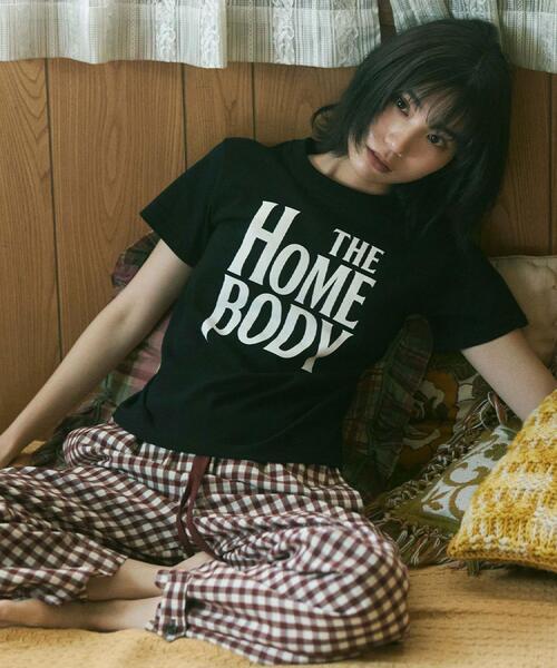 ALL NEW MART(オールニューマート)の「HOMEBODYグラフィックTシャツ(Tシャツ/カットソー・レディース・パープル系/ホワイト/ブラック/ピンク・00)」の2枚目の写真