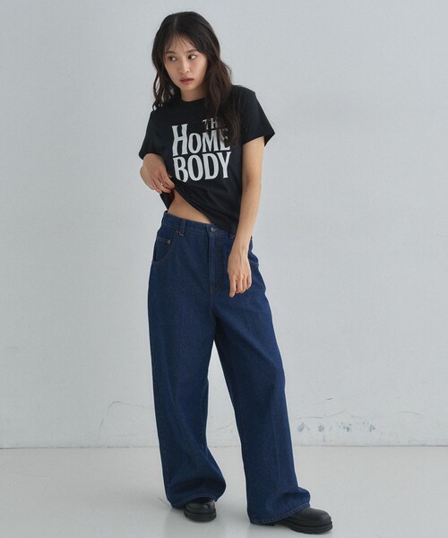 ALL NEW MART(オールニューマート)の「HOMEBODYグラフィックTシャツ(Tシャツ/カットソー・レディース・パープル系/ホワイト/ブラック/ピンク・00)」の10枚目の写真