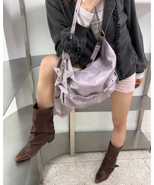 YEOMIMの「slouchy bag (lilac)(ショルダーバッグ・レディース・その他・FREE)」の2枚目の写真