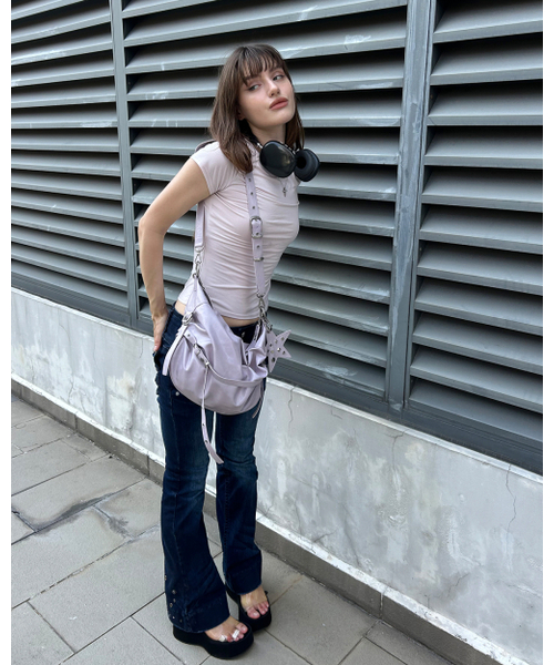 YEOMIMの「slouchy bag (lilac)(ショルダーバッグ・レディース・その他・FREE)」の4枚目の写真