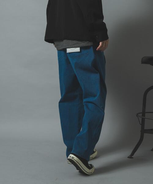 ITEMS URBANRESEARCH(アイテムズ アーバンリサーチ)の「ハイストレッチリラックスパンツ(その他パンツ・メンズ・ブラック/ベージュ/インディゴブルー・SMALL/LARGE/MEDIUM)」の3枚目の写真
