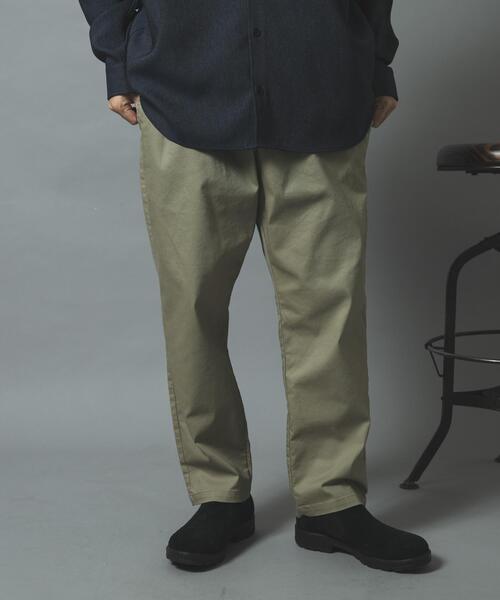 ITEMS URBANRESEARCH(アイテムズ アーバンリサーチ)の「ハイストレッチリラックスパンツ(その他パンツ・メンズ・ブラック/ベージュ/インディゴブルー・SMALL/LARGE/MEDIUM)」の9枚目の写真