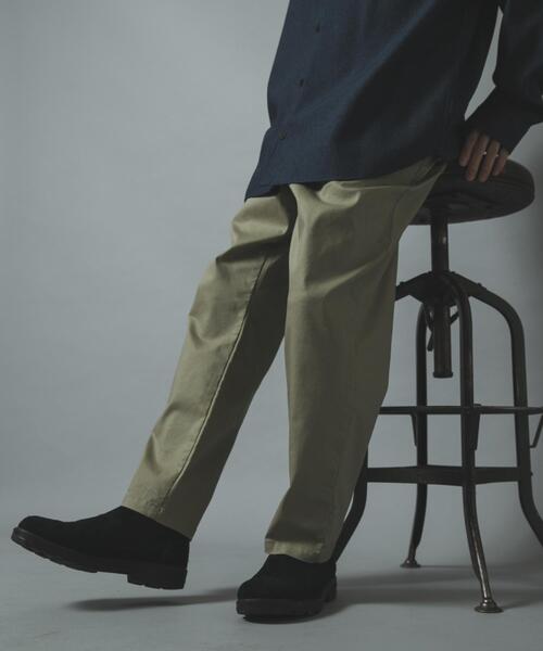 ITEMS URBANRESEARCH(アイテムズ アーバンリサーチ)の「ハイストレッチリラックスパンツ(その他パンツ・メンズ・ブラック/ベージュ/インディゴブルー・SMALL/LARGE/MEDIUM)」の13枚目の写真