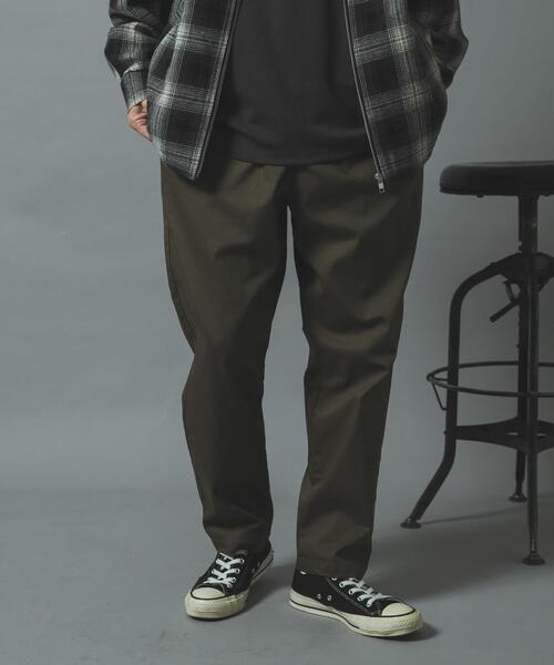 ITEMS URBANRESEARCH(アイテムズ アーバンリサーチ)の「ハイストレッチリラックスパンツ(その他パンツ・メンズ・ブラック/ベージュ/インディゴブルー・SMALL/LARGE/MEDIUM)」の19枚目の写真
