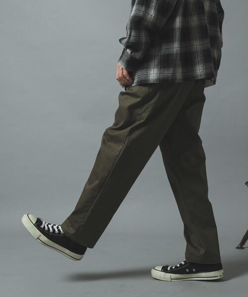 ITEMS URBANRESEARCH(アイテムズ アーバンリサーチ)の「ハイストレッチリラックスパンツ(その他パンツ・メンズ・ブラック/ベージュ/インディゴブルー・SMALL/LARGE/MEDIUM)」の20枚目の写真