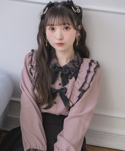 ROJITA(ロジータ)の「ダブルリボン配色ブラウス(シャツ/ブラウス・レディース・ピンク/ボルドー/ホワイト・FREE)」の5枚目の写真