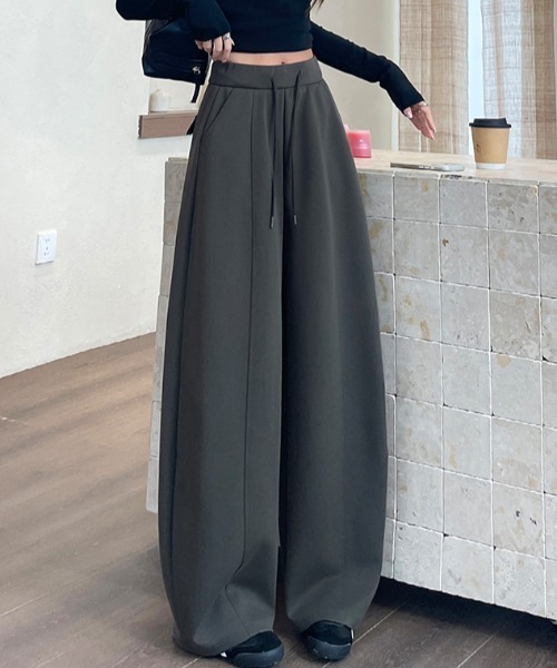 FLINEA（フリネア）の「ドローストリングリラックスワイドパンツ（その他パンツ・レディース・ネイビー/ブラック/ダークグレー/カーキ・FREE）」の17枚目の写真