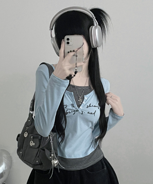 VIVID LADY(ビビッドレディー)の「ボーダー ホルターネックドッキング 長袖トップス(Tシャツ/カットソー・レディース・グレー/アイボリー/ライトブルー/ブラック・FREE)」の15枚目の写真