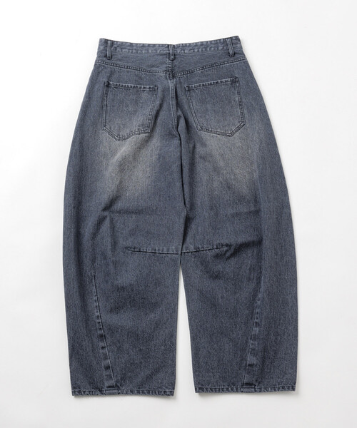 FREAK'S STORE(フリークスストア)の「ワイドシルエット カーブデニムパンツ ワンウォッシュ(デニムパンツ・メンズ・ライトグレー/ブルー/ネイビー/ブラック・MEDIUM/SMALL/LARGE)」の18枚目の写真