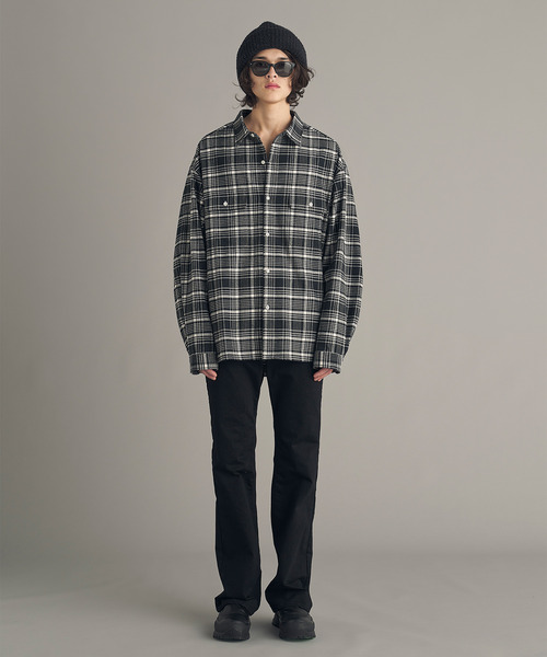 VICTIM（ヴィクティム）の「VICTIM ヴィクティム / BIG CHECK SHIRT ビッグシルエットチェックシャツ / VTM-26-S-109（シャツ/ブラウス・メンズ・ブラック/ネイビー・1/2/3）」の13枚目の写真