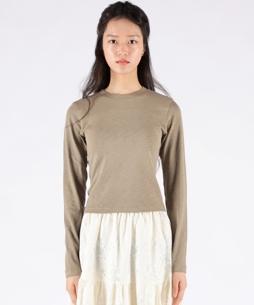 REBRENNER(リブレンナー)の「50 ムード スリムフィット クロップドロングスリーブ ブラウン(Tシャツ/カットソー・レディース・その他・FREE)」の7枚目の写真