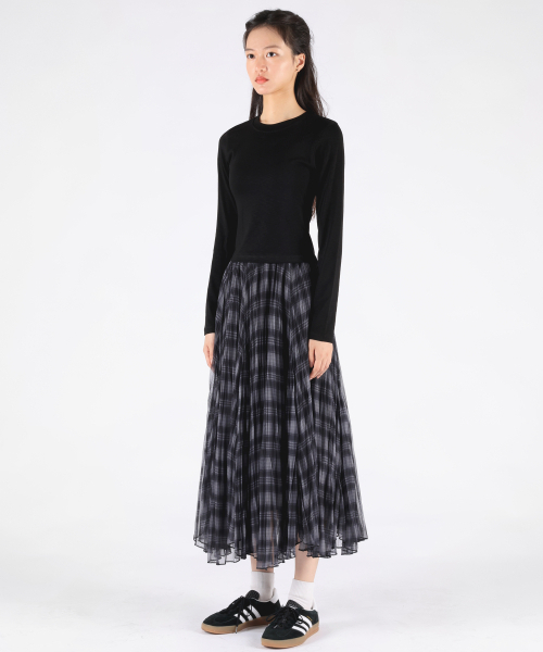 REBRENNER(リブレンナー)の「50 ムード スリムフィット クロップドロングスリーブ ブラウン(Tシャツ/カットソー・レディース・その他・FREE)」の10枚目の写真