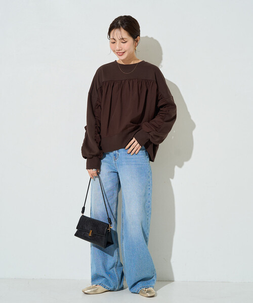 FREAK'S STORE(フリークスストア)の「限定展開 異素材 ドッキング ギャザー ボリューム プルオーバー(スウェット・レディース・ナチュラル/ブラウン/グレー/ブラック・フリ-)」の9枚目の写真