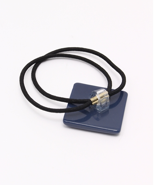 CIAOPANIC TYPY(チャオパニックティピー)の「パネルヘアゴム(ヘアゴム・キッズ・ホワイト/ネイビー/ベージュ・FREE)」の4枚目の写真