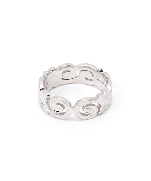 Kahiko(カヒコ)の「【kahiko】CUT SCROLL RING(リング・レディース・その他7/シルバー・FREE/#4)」の2枚目の写真