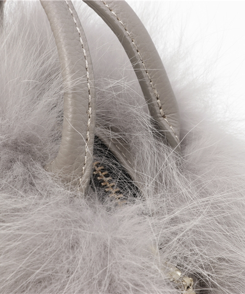 LOVELESS（ラブレス）の「【LOVELESS】WOMENS フォックスファーミニバッグ（ハンドバッグ・レディース・グレー・FREE）」の5枚目の写真