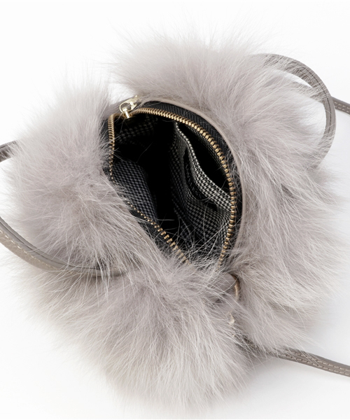 LOVELESS（ラブレス）の「【LOVELESS】WOMENS フォックスファーミニバッグ（ハンドバッグ・レディース・グレー・FREE）」の6枚目の写真