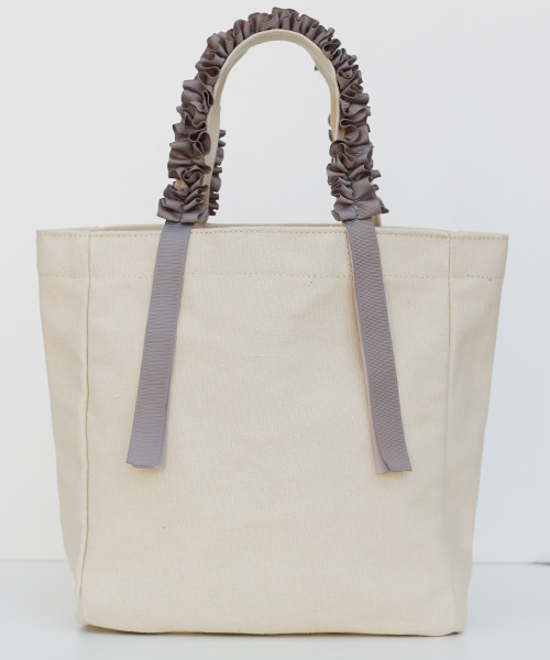 REAL CUBE(リアルキューブ)の「グログランリボンフリルハンドルトートバッグ【Sサイズ】(トートバッグ・レディース・ネイビー/マスタード/オフホワイト/グレー/ブラック/カーキ・S)」の13枚目の写真