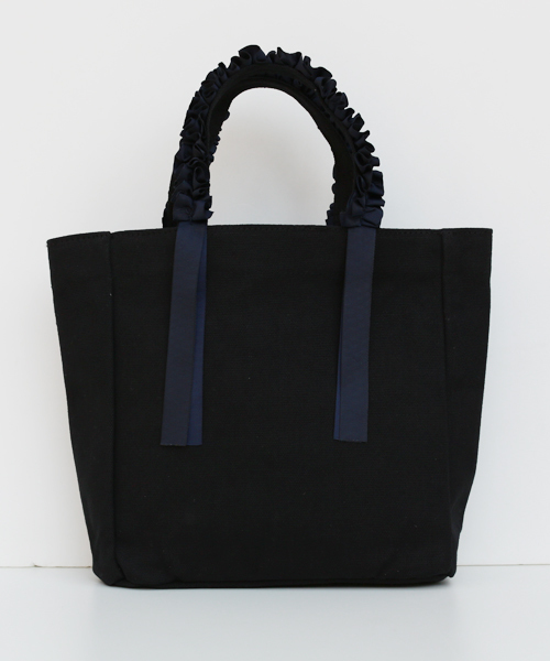 REAL CUBE(リアルキューブ)の「グログランリボンフリルハンドルトートバッグ【Sサイズ】(トートバッグ・レディース・ネイビー/マスタード/オフホワイト/グレー/ブラック/カーキ・S)」の8枚目の写真