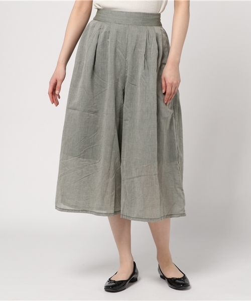 LBC（エルビーシー）の「リネンテイストタックガウチョパンツ             （その他パンツ・レディース・ネイビー/ベージュ/ブラック/グリーン・MEDIUM）」の3枚目の写真