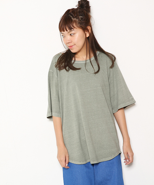 RODEO CROWNS WIDE BOWL(ロデオクラウンズワイドボウル)の「ヴィンテージ Tシャツ(Tシャツ/カットソー・レディース・ライトピンク/アイボリー/ネイビー/ライトカーキ・FREE)」の2枚目の写真