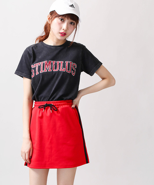 WEGO（ウィゴー）の「WEGO/サイドラインスリットジョグスカパン（スカート・レディース・サックスブルー/ライトピンク/ブラック/ホワイト/レッド/ブラック系その他・FREE）」の6枚目の写真