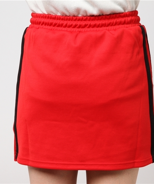 WEGO（ウィゴー）の「WEGO/サイドラインスリットジョグスカパン（スカート・レディース・サックスブルー/ライトピンク/ブラック/ホワイト/レッド/ブラック系その他・FREE）」の8枚目の写真