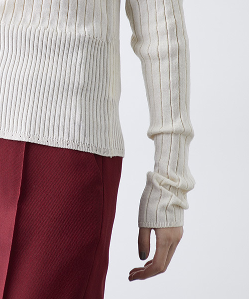 STUDIOUS（ステュディオス）の「ウォッシャブルクルーリブニット（ニット/セーター・レディース・ブラック/オフホワイト/ピンク/ブルー・FREE）」の13枚目の写真