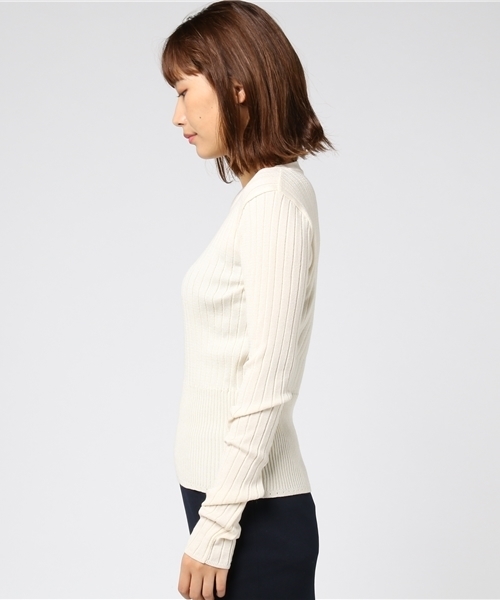 STUDIOUS（ステュディオス）の「ウォッシャブルクルーリブニット（ニット/セーター・レディース・ブラック/オフホワイト/ピンク/ブルー・FREE）」の10枚目の写真