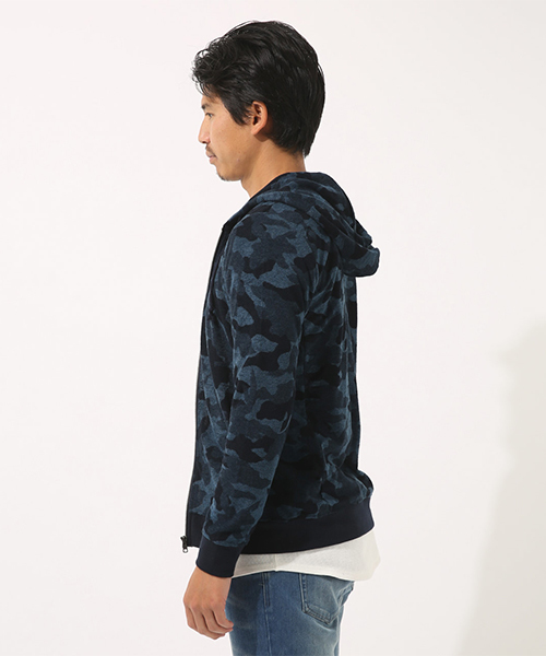 AZUL by moussy（アズールバイマウジー）の「カモパイルZIPパーカー（パーカー・メンズ・ダークネイビー/ブラック系その他・LARGE/MEDIUM/SMALL）」の6枚目の写真