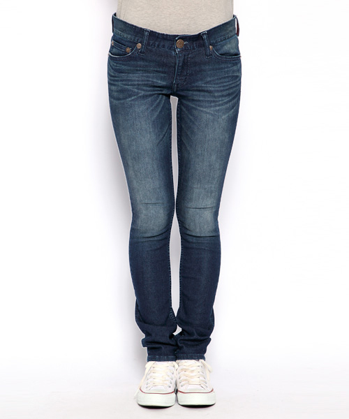 X-girl（エックスガール）の「TYLER JEAN（デニムパンツ・レディース・ブラック/インディゴブルー・24inch/25inch/26inch/27inch）」の2枚目の写真