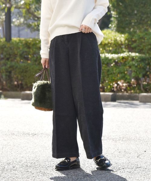 liflattie ships(リフラティ シップス)の「liflattie ships:コーデュロイストレートパンツ◇(パンツ)」|ダークグレー