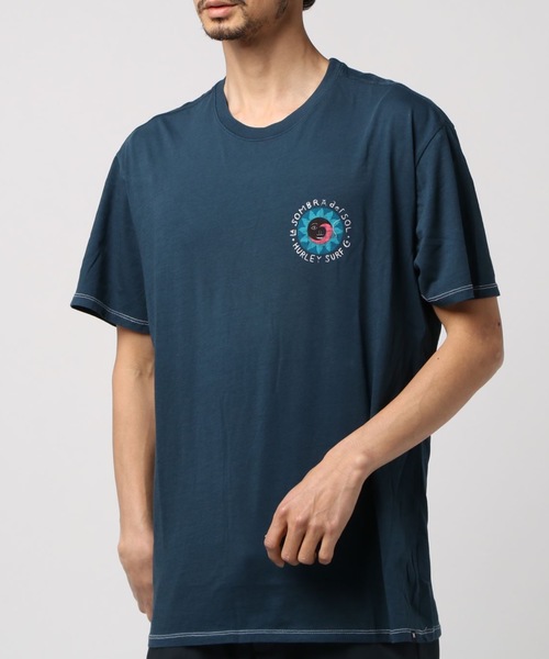 Hurley （ハーレー）の「M HRLY LTWT SOMBRA TEE SS / バックプリントTシャツ / ユニセックス（Tシャツ/カットソー・メンズ・アイボリー/ネイビー・SMALL/MEDIUM/LARGE）」の6枚目の写真