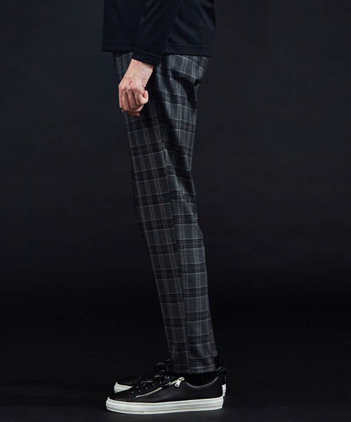 5351 POUR LES HOMMES(ゴーサンゴーイチプールオム)の「コスミカルウォームチェックパンツ(その他パンツ・メンズ・チャコールグレー・44/46/48)」の9枚目の写真