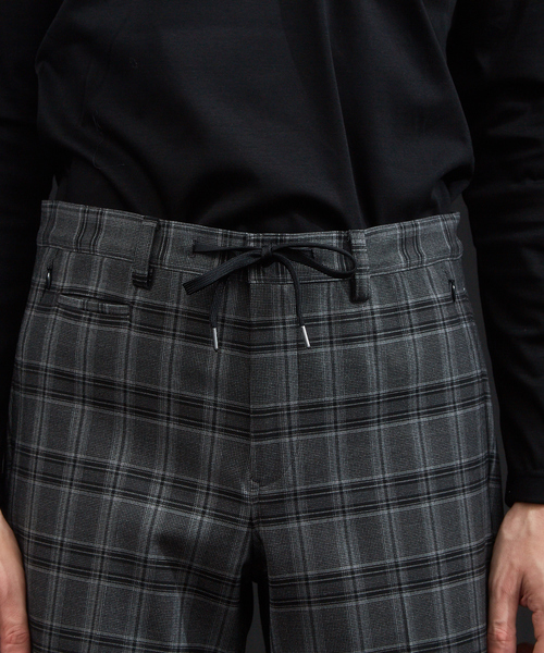 5351 POUR LES HOMMES(ゴーサンゴーイチプールオム)の「コスミカルウォームチェックパンツ(その他パンツ・メンズ・チャコールグレー・44/46/48)」の7枚目の写真